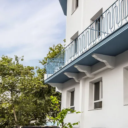 Hotel Eliada 3*